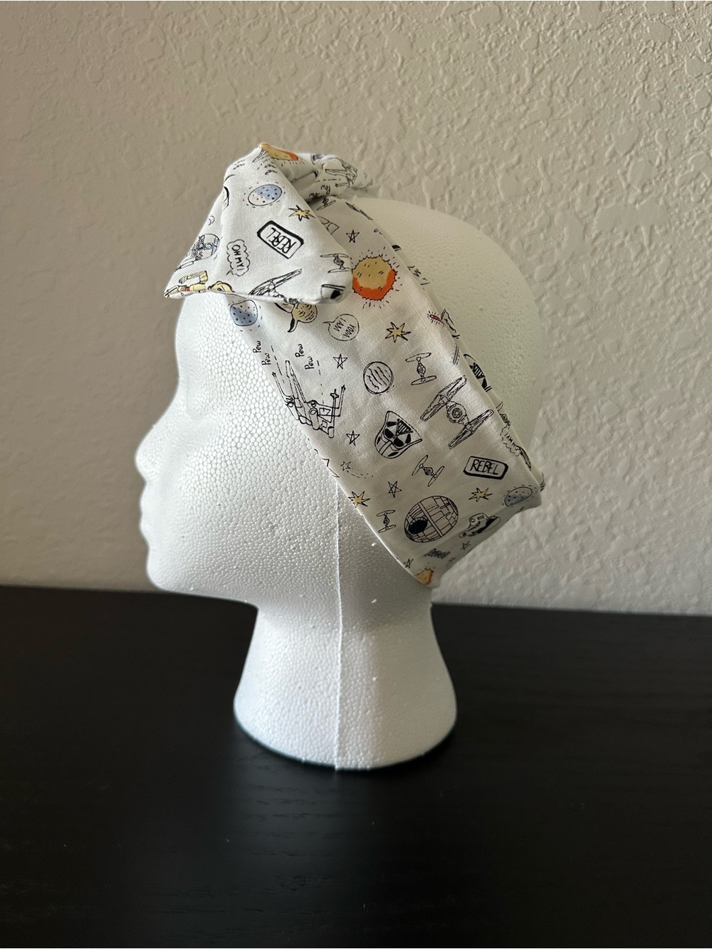 Star Wars Women’s Wire Headband Hair wrap. Disney hair accessories